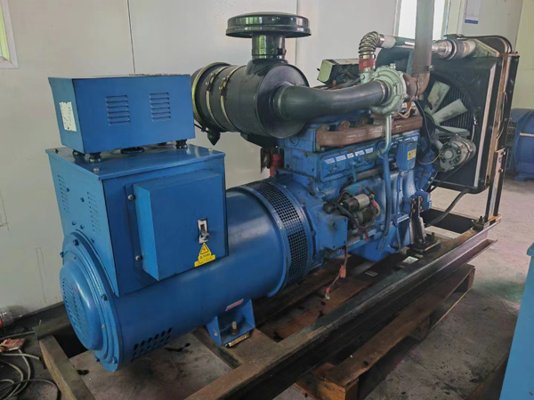 牡丹江100kW柴油发电机组使用多级机油有哪些优缺点？